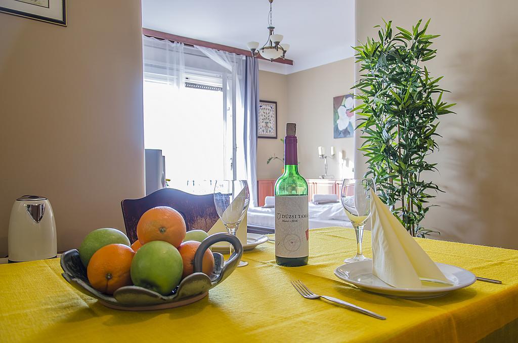 בודפשט Danube Pest-Side Apartment מראה חיצוני תמונה